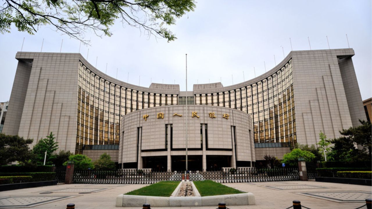 People’s Bank of China Cuts Benchmark Lending Rate For Economic Survival